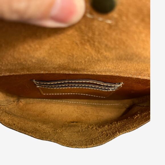 Patricia Nash Saddle Tan Leather Crossbody Bag Vintage Buckle Front Purse - Picture 11 of 16